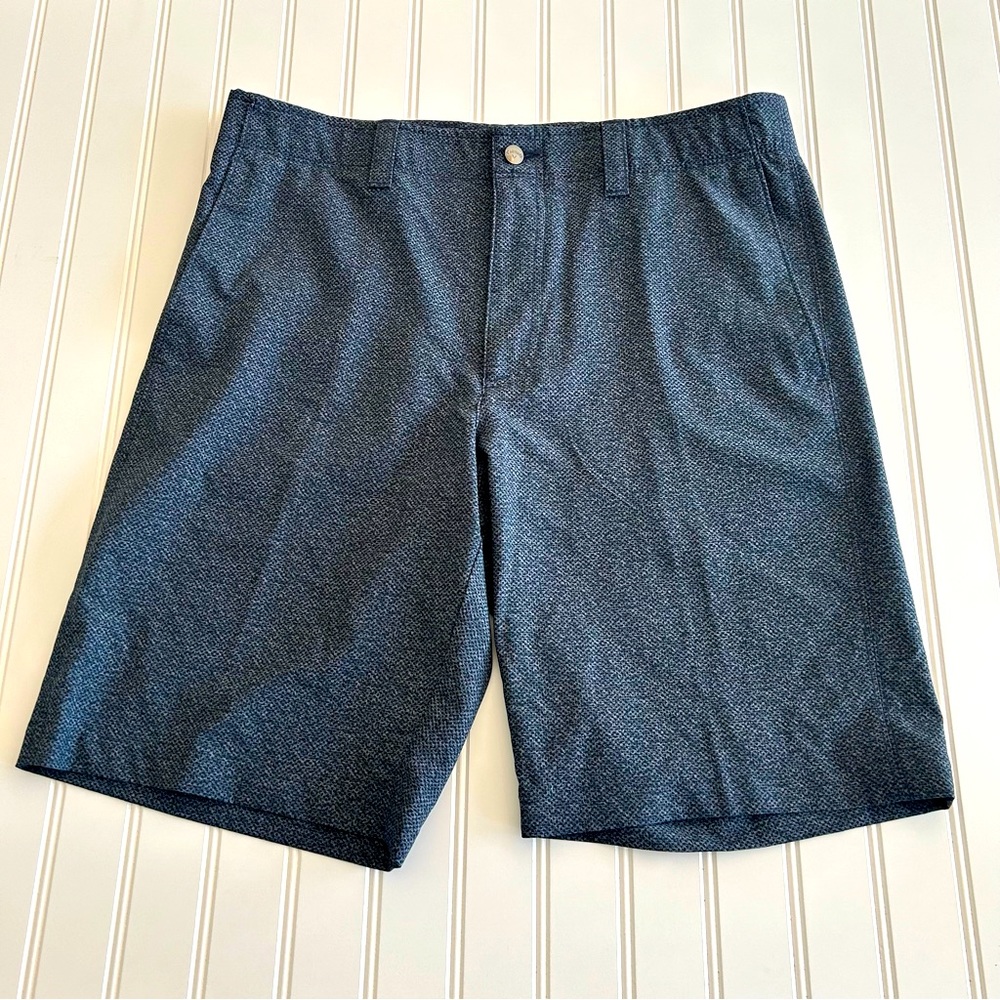 Callaway Men’s Golf Shorts Black Gray Blue Dotted Print Size 33